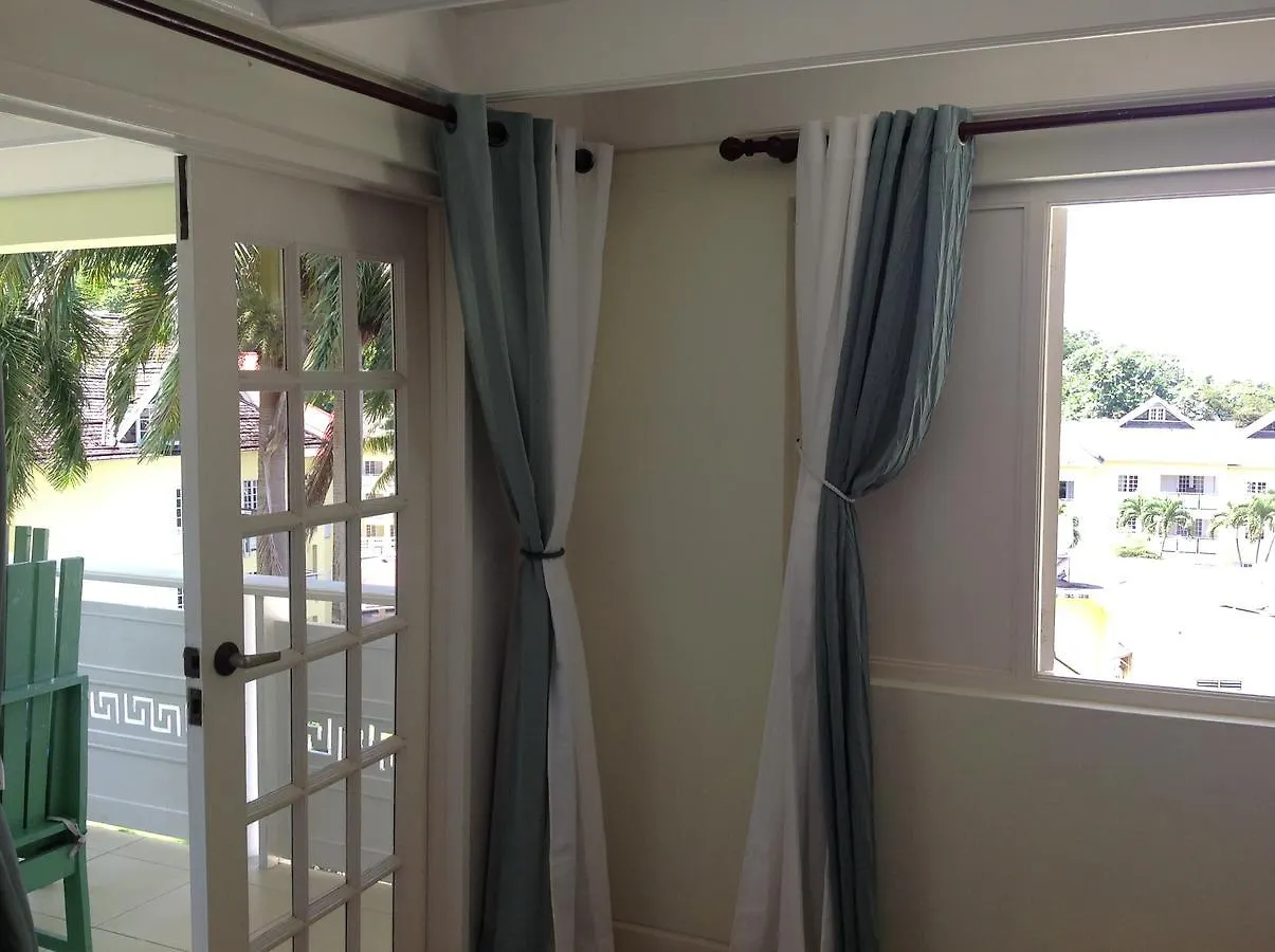The View At Mystic Ridge Penthouse 78A Apartamento Ocho Rios 0*,  Jamaica