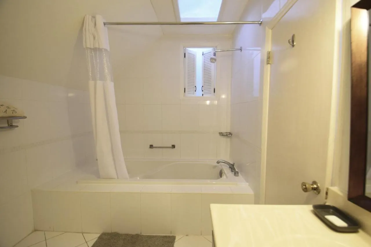 The View At Mystic Ridge Penthouse 78A Apartamento Ocho Rios 0*,